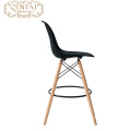 cheap popular plastic seat amd beech wood leg for restaurant bar plastic chair with high quality